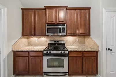 7019 Pleasure Lake Drive, Willis, TX 77318 - Photo 14