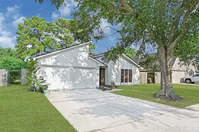 4001 Stoneybrook Street, Baytown, TX 77521 - Photo 2
