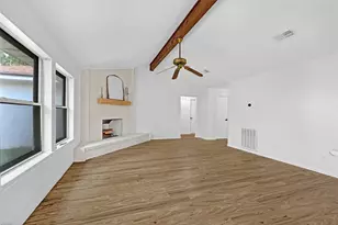 4001 Stoneybrook St, Baytown, TX 77521 - Photo 6