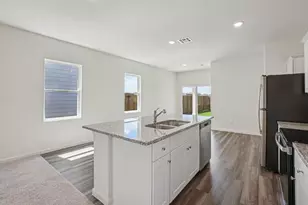 7918 Cassie Pne Dr, Houston, TX 77016 - Photo 6