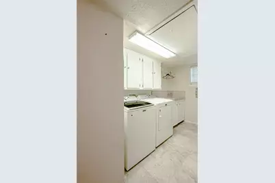 908 Sam Houston Avenue, Huntsville, TX 77320 - Photo 20