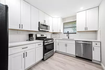 4356#C Phlox St Street, Houston, TX 77051 - Photo 6