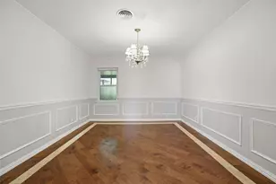 10402 Shadow Wood Dr, Houston, TX 77043 - Photo 8