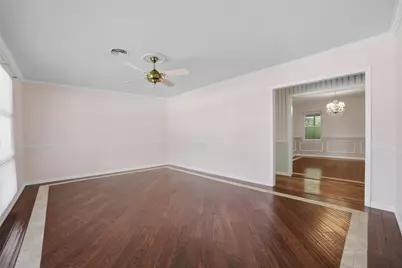 10402 Shadow Wood Drive, Houston, TX 77043 - Photo 6