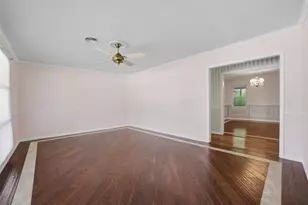 10402 Shadow Wood Dr, Houston, TX 77043 - Photo 6