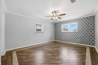 10402 Shadow Wood Drive, Houston, TX 77043 - Photo 22
