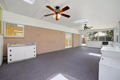 10402 Shadow Wood Drive, Houston, TX 77043 - Photo 28