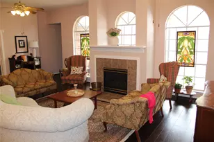 9645 Dry Springs Dr Dr, La Porte, TX 77571 - Photo 2