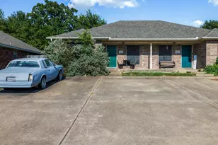 1725 Rock Hollow Loop, Bryan, TX 77807 - Photo 4