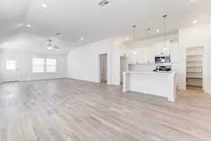 13214 Hayden Peak, Iowa Colony, TX 77583 - Photo 10