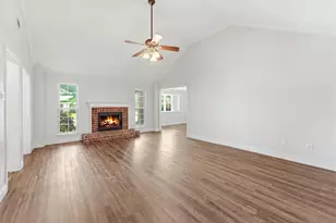 3734 Sweetbriar Dr, Pasadena, TX 77505 - Photo 4