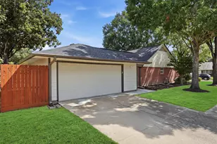 3734 Sweetbriar Dr, Pasadena, TX 77505 - Photo 2