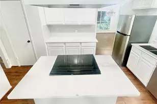 3126 Village Woods Dr, Houston, TX 77339 - Photo 8