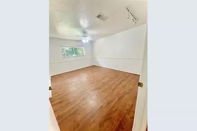 3126 Village Woods Drive, Houston, TX 77339 - Photo 10