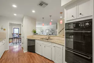 14158 Misty Meadow Ln, Houston, TX 77079 - Photo 6