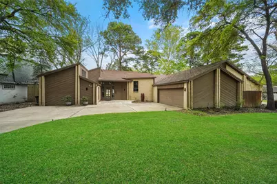 84 S April Wind Drive S, Conroe, TX 77356 - Photo 2