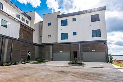 4405 Davis Lane, Seabrook, TX 77586 - Photo 2