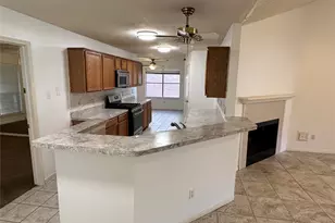 204 Harwood Dr, League City, TX 77573 - Photo 4