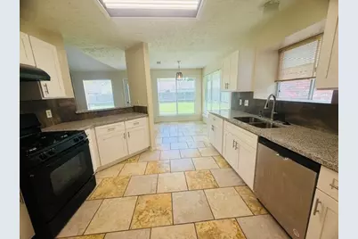 1931 Wildwood Ridge Drive, Missouri City, TX 77489 - Photo 8