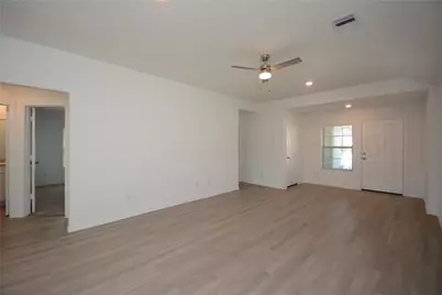 1319 Winding Willow Drive, Pinehurst, TX 77362 - Photo 4