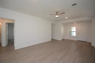 1319 Winding Willow Dr, Pinehurst, TX 77362 - Photo 4