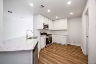 5311 Basquiat Dr, Houston, TX 77048 - Photo 10