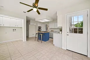 8527 Lake Crystal Dr, Houston, TX 77095 - Photo 12