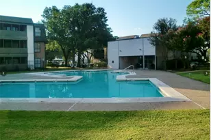 3075 Walnut Bend Ln, Houston, TX 77042 - Photo 24