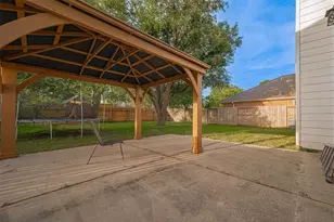 10210 Squirehill Ct, Houston, TX 77070 - Photo 20