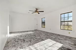 14202 Susie Ln, Alvin, TX 77511 - Photo 20