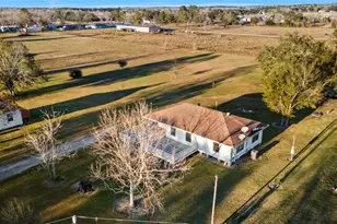 14202 Susie Ln, Alvin, TX 77511 - Photo 34