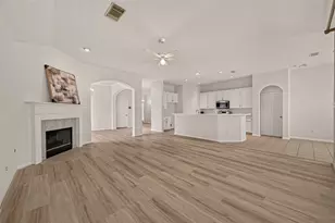14207 Rolling Hills Ln, Rosharon, TX 77583 - Photo 10
