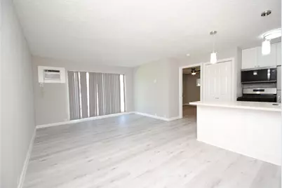 2515 Yoakum Boulevard #12, Houston, TX 77006 - Photo 10