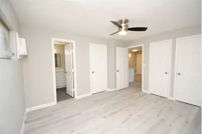 2515 Yoakum Boulevard #12, Houston, TX 77006 - Photo 16