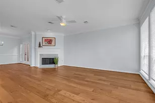 12852 Kingsbridge Ln, Houston, TX 77077 - Photo 26