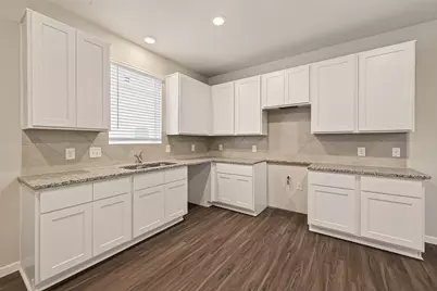 15618 Buffalo Meadow Court, Houston, TX 77090 - Photo 4