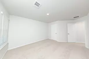 15618 Buffalo Mdw Ct, Houston, TX 77090 - Photo 16