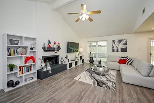 5 Rock Pine Ct, The Woodlands, TX 77381 - Photo 4