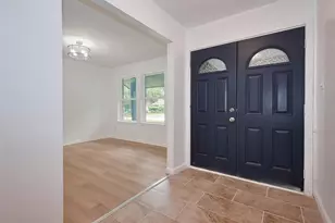 25303 Lynbriar Ln, Spring, TX 77373 - Photo 2