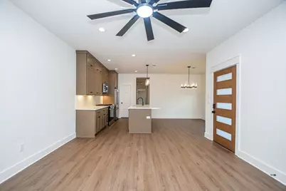 4101 Victoria Avenue #B, Dickinson, TX 77539 - Photo 8