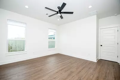 4101 Victoria Avenue #B, Dickinson, TX 77539 - Photo 26
