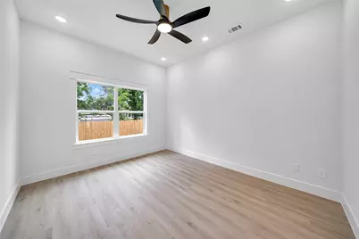 4834 Higgins Street #A, Houston, TX 77033 - Photo 14