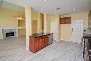 1114 Oxford Mills Ln, Sugar Land, TX 77479 - Photo 16