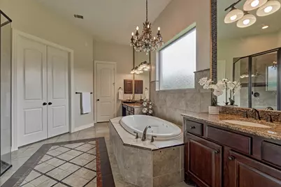 67 S Sage Sparrow Circle, Spring, TX 77389 - Photo 18