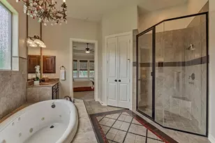 67 S Sage Sparrow Cir, Spring, TX 77389 - Photo 20