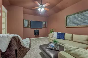 67 S Sage Sparrow Cir, Spring, TX 77389 - Photo 44