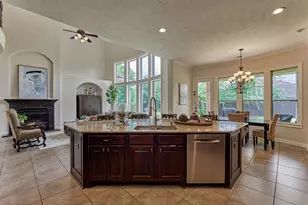 67 S Sage Sparrow Cir, Spring, TX 77389 - Photo 22