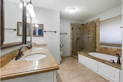 95 N Winterport Circle, The Woodlands, TX 77382 - Photo 16