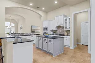 27602 Lakeway Trail Ln, Fulshear, TX 77441 - Photo 4