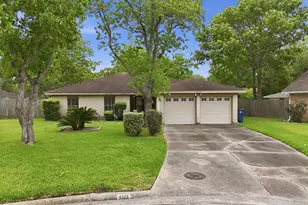4929 Monarch Oak Ln, Texas City, TX 77591 - Photo 4